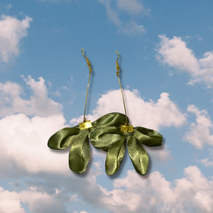 Long green flowers